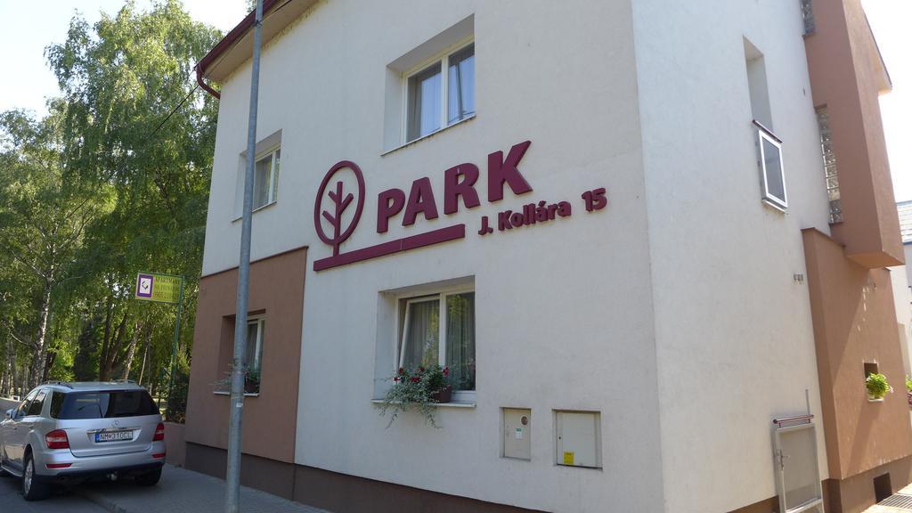 Park - Apartmany Na Prenajom Нове-Место-над-Вагом Экстерьер фото