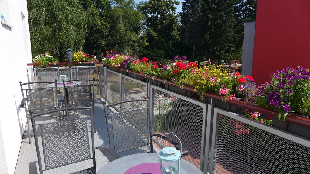 Park - Apartmany Na Prenajom Нове-Место-над-Вагом Экстерьер фото